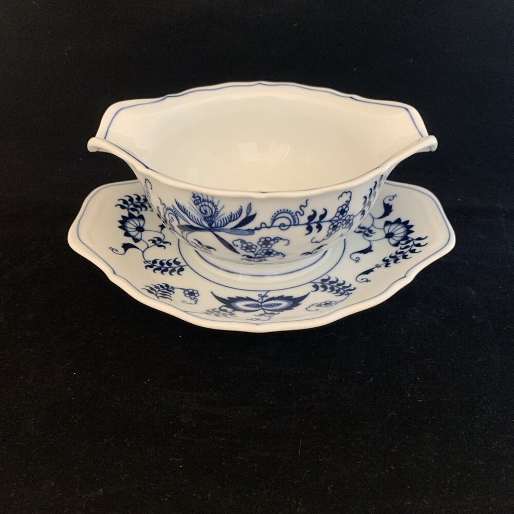 Blue Danube Japan Gravy Boat w/Attached Underplate Porcelain Rectangle Backstamp